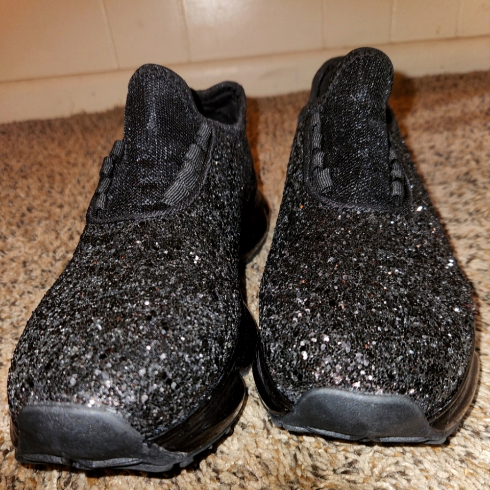 Sparkle black shoes size 7